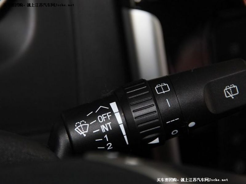 景逸X3
中控方向盤第7張
點(diǎn)擊查看下一張清晰大圖