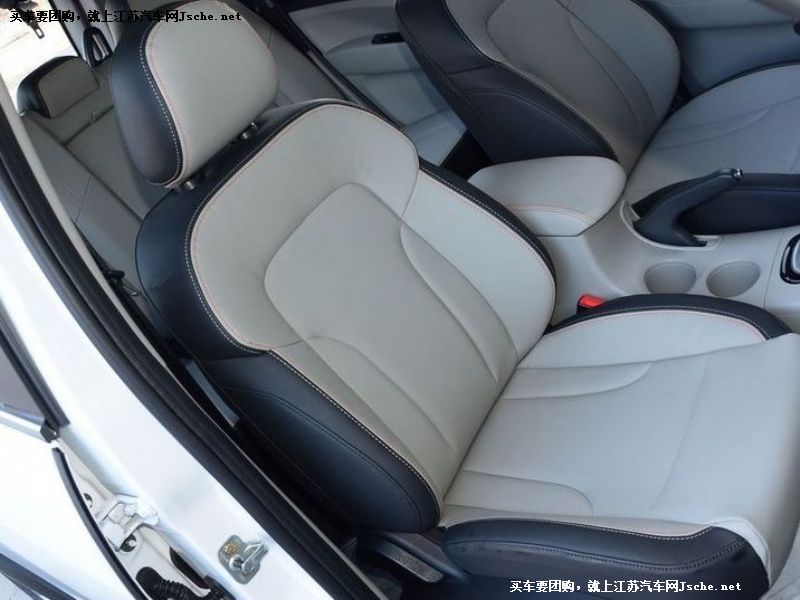 景逸XV
車廂座椅第7張
點擊查看下一張清晰大圖