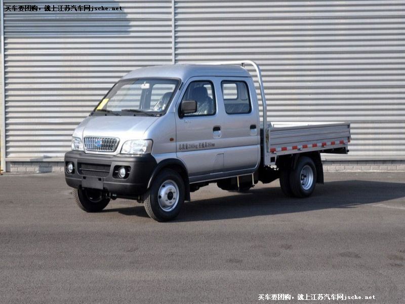 凌鈴
車身外觀第7張
點(diǎn)擊查看下一張清晰大圖