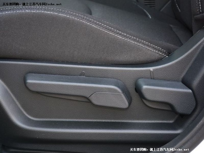6 SUV
܇ε7
c鿴һD