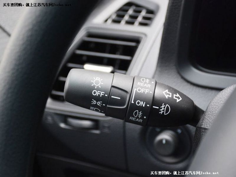 優6 SUV
中控方向盤第7張
點擊查看下一張清晰大圖