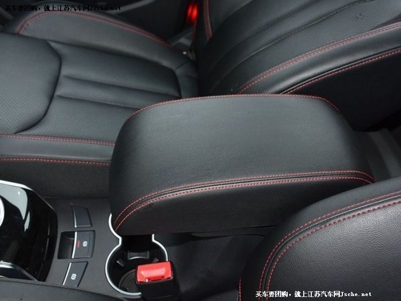 大邁X5
車廂座椅第7張
點擊查看下一張清晰大圖