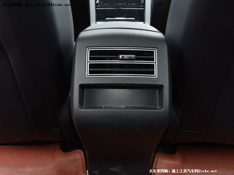 大邁X7
車廂座椅第7張
點(diǎn)擊查看下一張清晰大圖