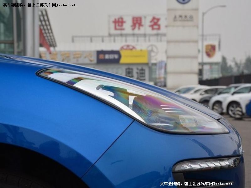 眾泰SR9
其它與改裝第7張
點擊查看下一張清晰大圖