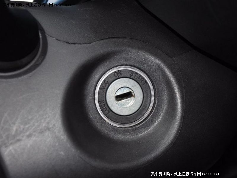中華H220
中控方向盤第7張
點擊查看下一張清晰大圖