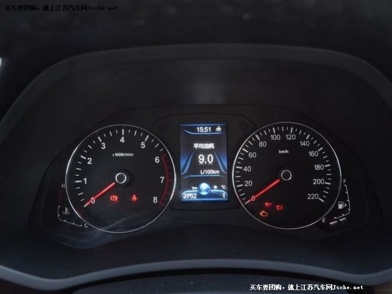 森雅R7
中控方向盤(pán)第7張
點(diǎn)擊查看下一張清晰大圖
