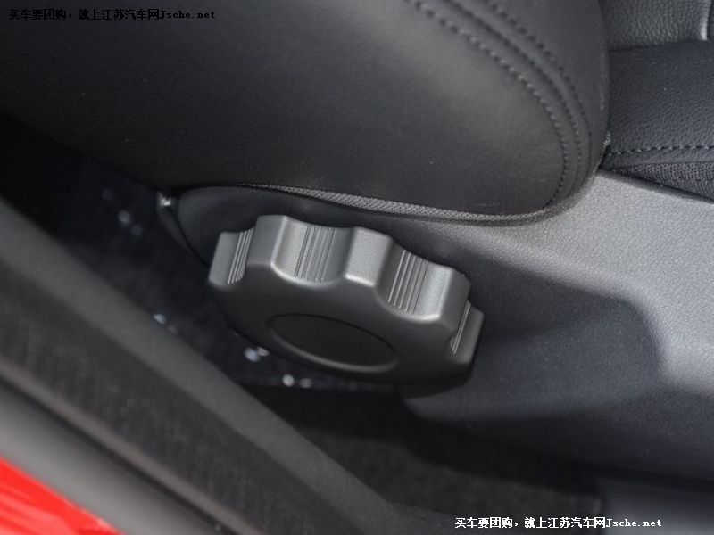 榮威360
車廂座椅第7張
點擊查看下一張清晰大圖