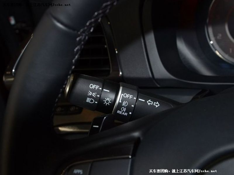 謳歌CDX
中控方向盤第7張
點擊查看下一張清晰大圖
