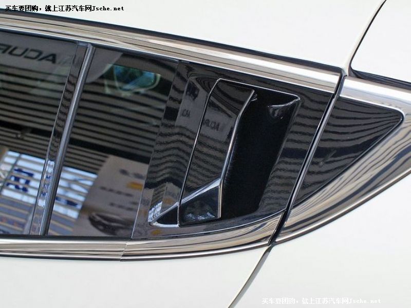 謳歌ZDX
其它與改裝第7張
點擊查看下一張清晰大圖