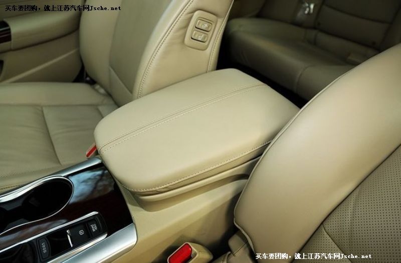 謳歌TLX
車廂座椅第7張
點擊查看下一張清晰大圖