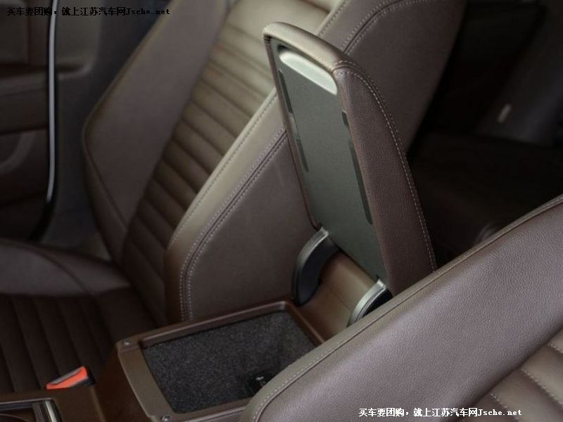 蔚攬
車廂座椅第7張
點擊查看下一張清晰大圖