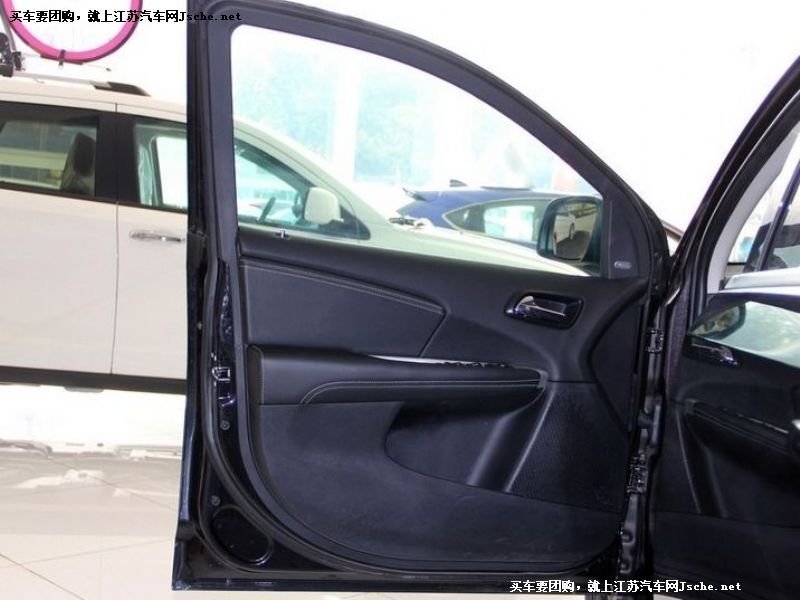 菲躍
車廂座椅第7張
點擊查看下一張清晰大圖