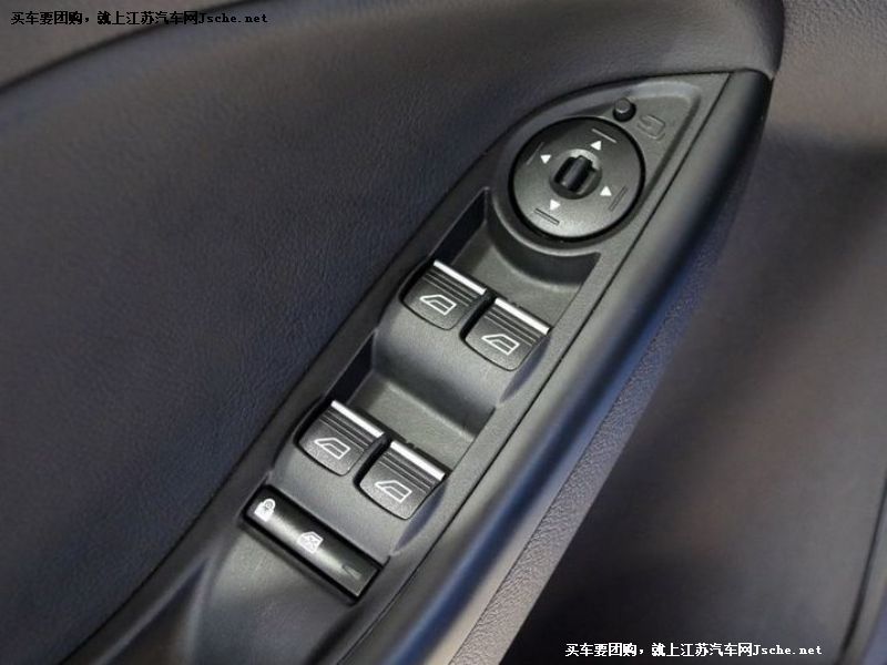 �？怂�(進口)
車廂座椅第7張
點擊查看下一張清晰大圖