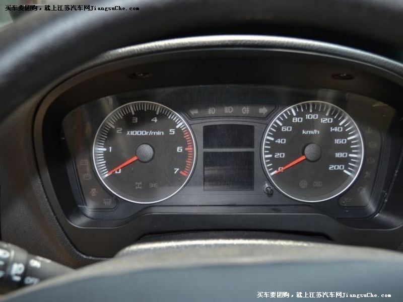 騎士
中控方向盤第7張
點擊查看下一張清晰大圖
