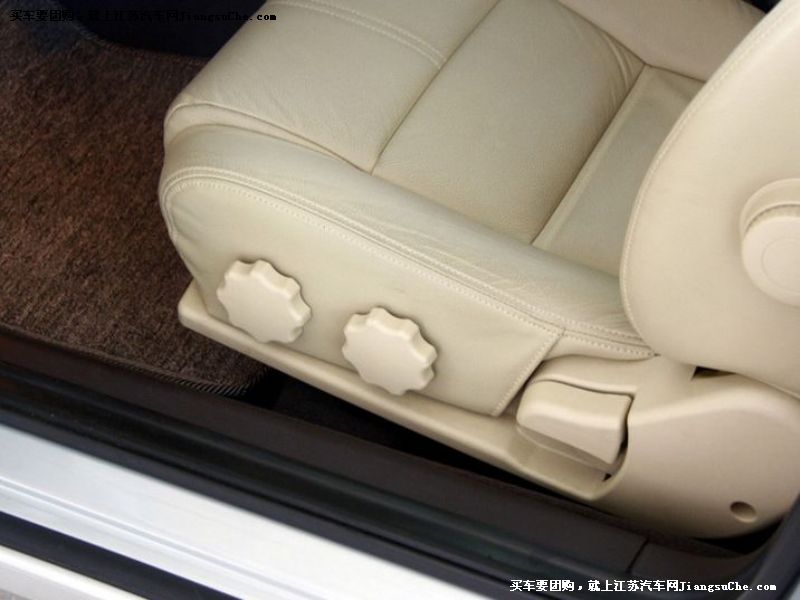 駿捷
車廂座椅第7張
點(diǎn)擊查看下一張清晰大圖