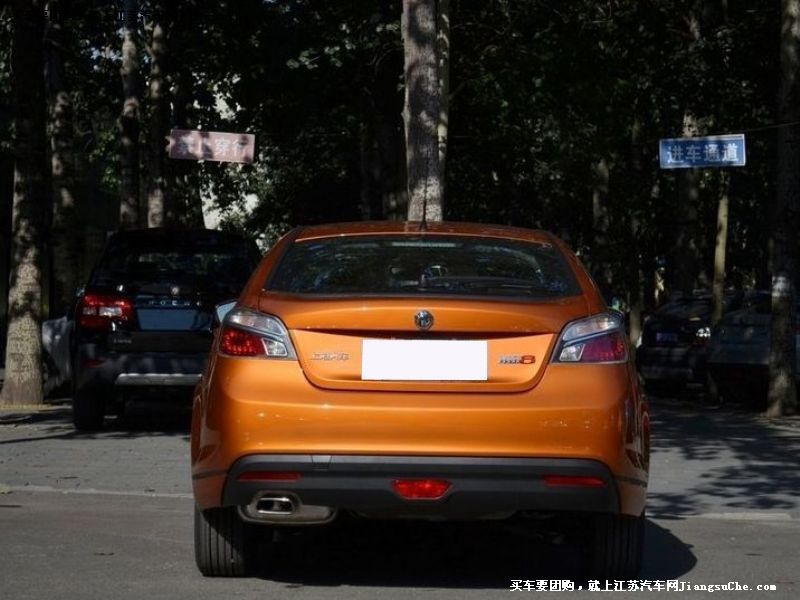 名爵6
車身外觀第7張
點擊查看下一張清晰大圖