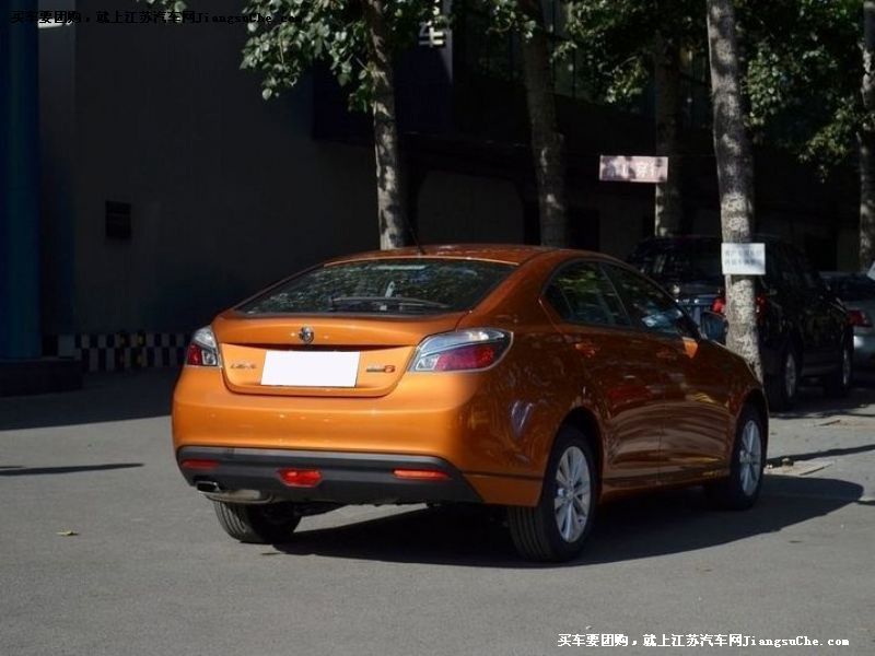 名爵6
車(chē)身外觀第7張
點(diǎn)擊查看下一張清晰大圖