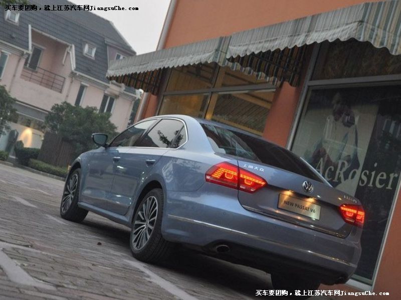 帕薩特
車身外觀第7張
點擊查看下一張清晰大圖