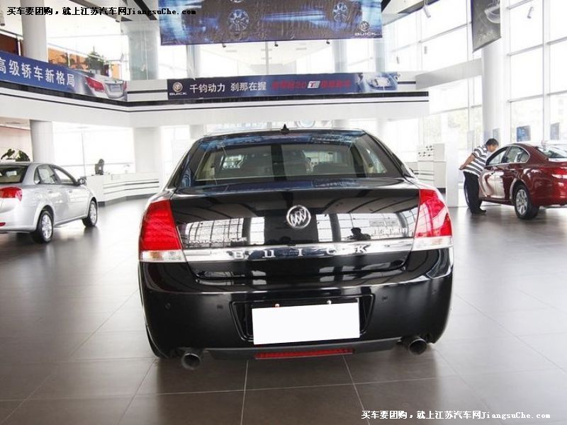 林蔭大道
車身外觀第7張
點擊查看下一張清晰大圖