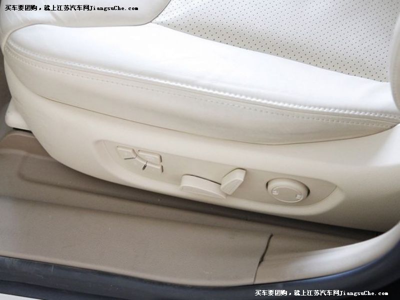 林蔭大道
車廂座椅第7張
點擊查看下一張清晰大圖