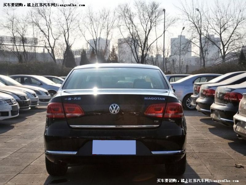 邁騰
車身外觀第7張
點擊查看下一張清晰大圖