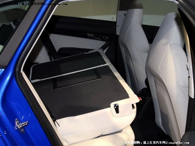 進口奧迪A6
車廂座椅第7張
點擊查看下一張清晰大圖
