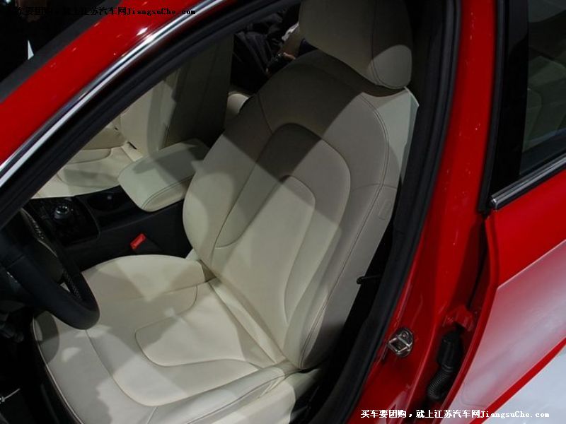 進(jìn)口奧迪A4
車(chē)廂座椅第7張
點(diǎn)擊查看下一張清晰大圖