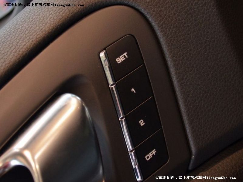 卡宴Cayenne
車廂座椅第7張
點擊查看下一張清晰大圖