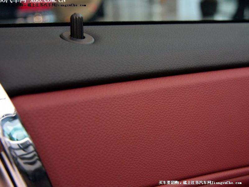 奔馳CLS
車廂座椅第7張
點擊查看下一張清晰大圖