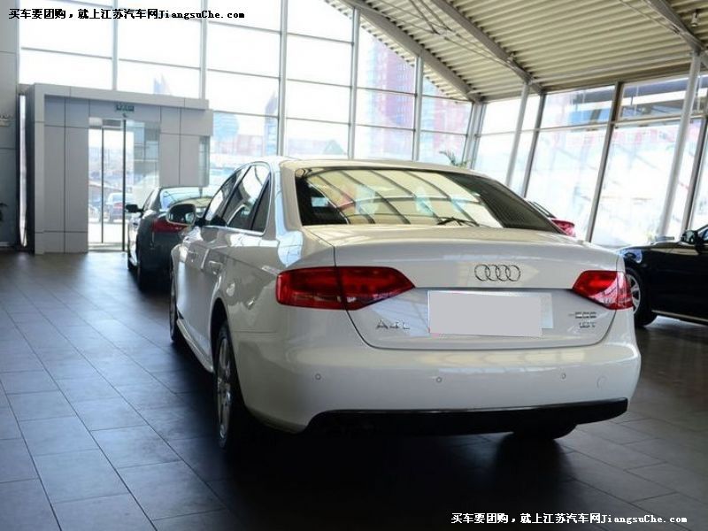 奧迪A4L
車身外觀第7張
點擊查看下一張清晰大圖