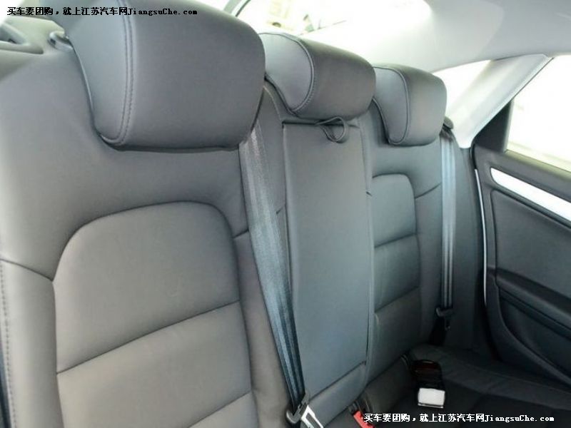 奧迪A4L
車廂座椅第7張
點擊查看下一張清晰大圖