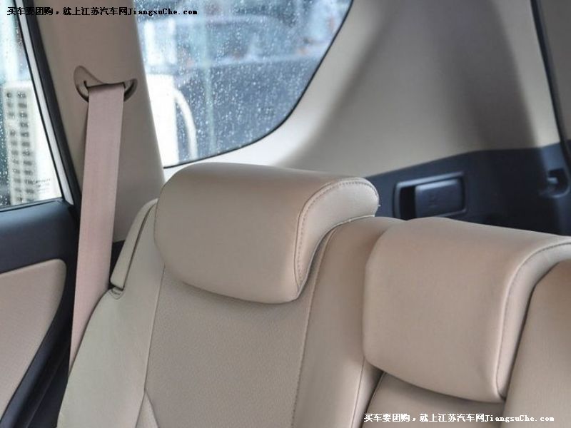 豐田RAV4
車廂座椅第7張
點擊查看下一張清晰大圖