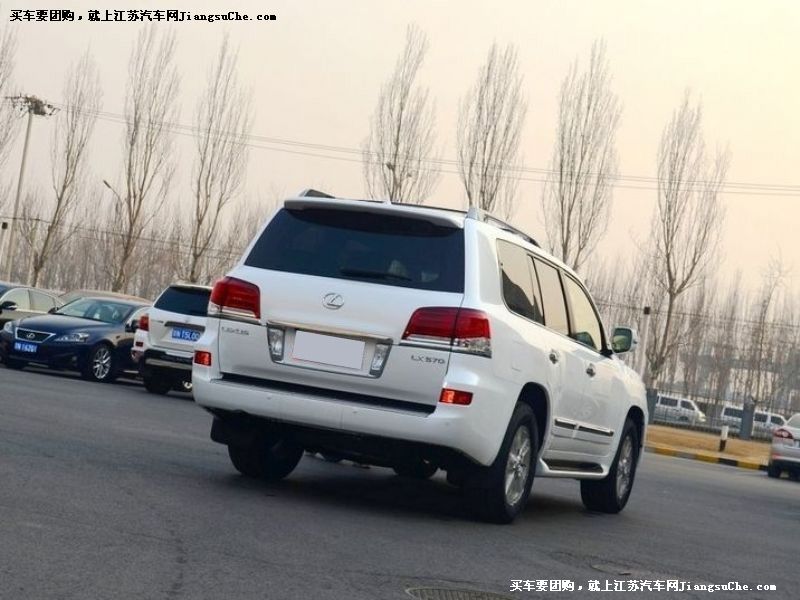 雷克薩斯LX
車(chē)身外觀第7張
點(diǎn)擊查看下一張清晰大圖