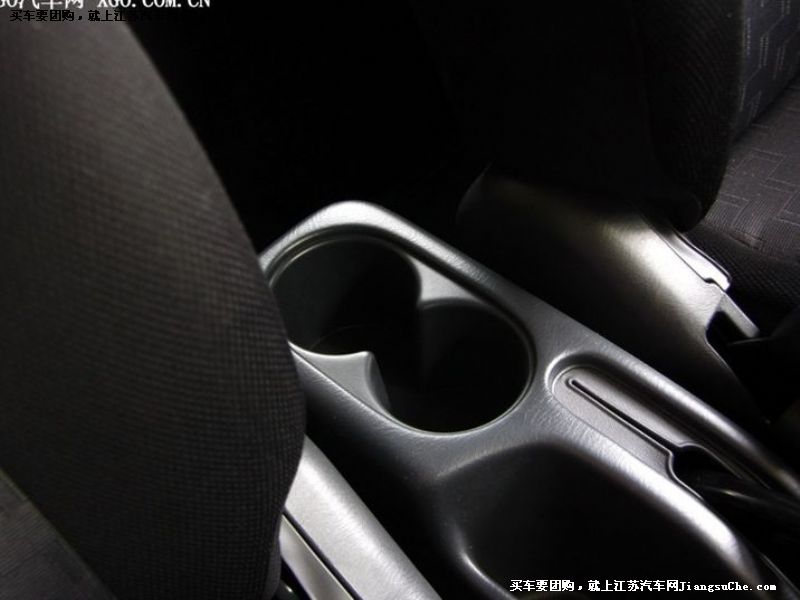 吉姆尼
車廂座椅第7張
點擊查看下一張清晰大圖