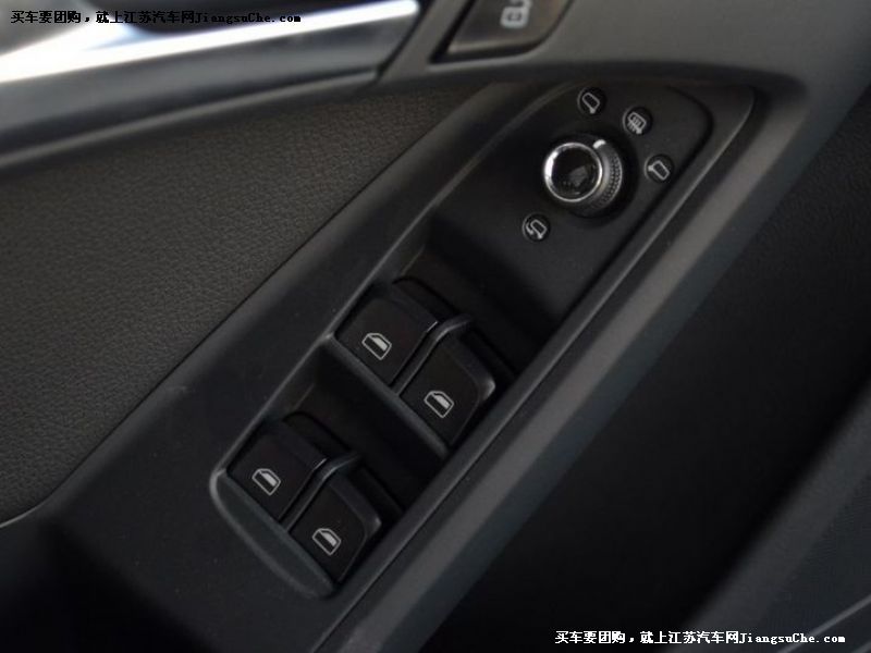 奧迪A5
車廂座椅第7張
點擊查看下一張清晰大圖