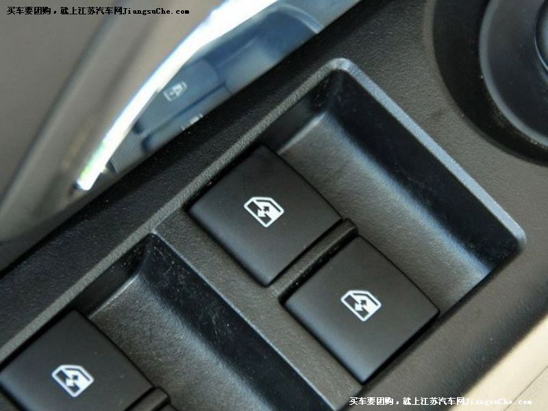 科魯茲
車廂座椅第7張
點擊查看下一張清晰大圖