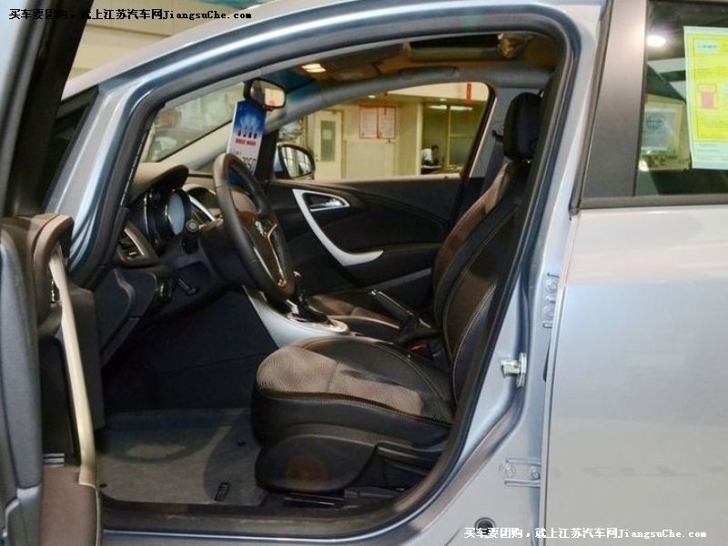 英朗
車廂座椅第7張
點(diǎn)擊查看下一張清晰大圖