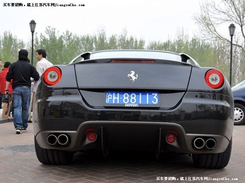 法拉利599GTB
車身外觀第7張
點擊查看下一張清晰大圖