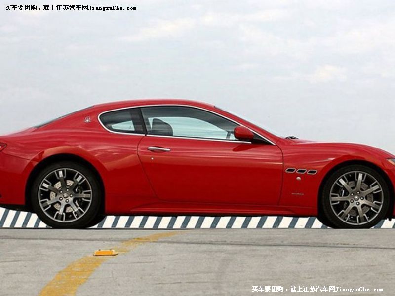 GranTurismo
車身外觀第7張
點擊查看下一張清晰大圖