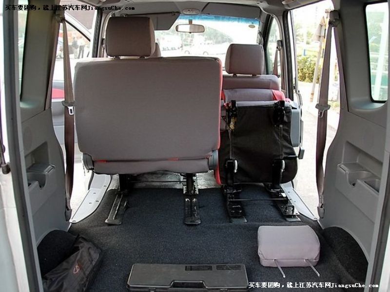 優雅
車廂座椅第7張
點擊查看下一張清晰大圖