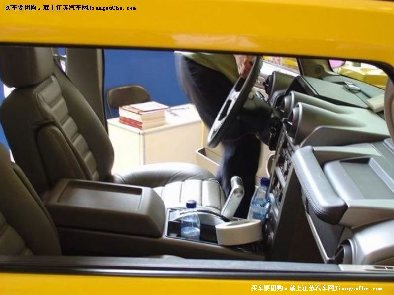 悍馬H2
車廂座椅第7張
點擊查看下一張清晰大圖
