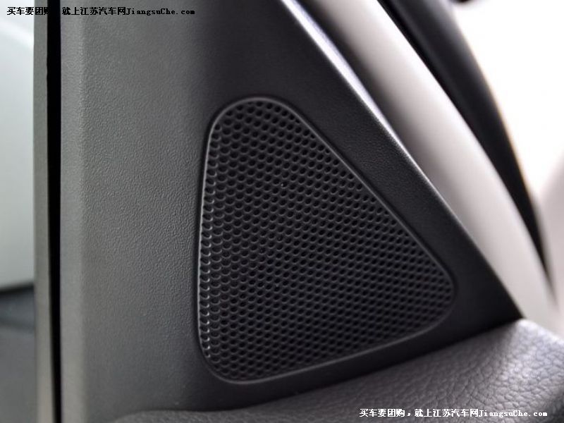 途觀
車廂座椅第7張
點擊查看下一張清晰大圖